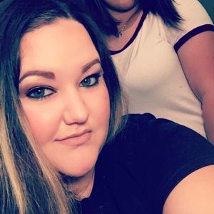 Meet your Posher, Kandi